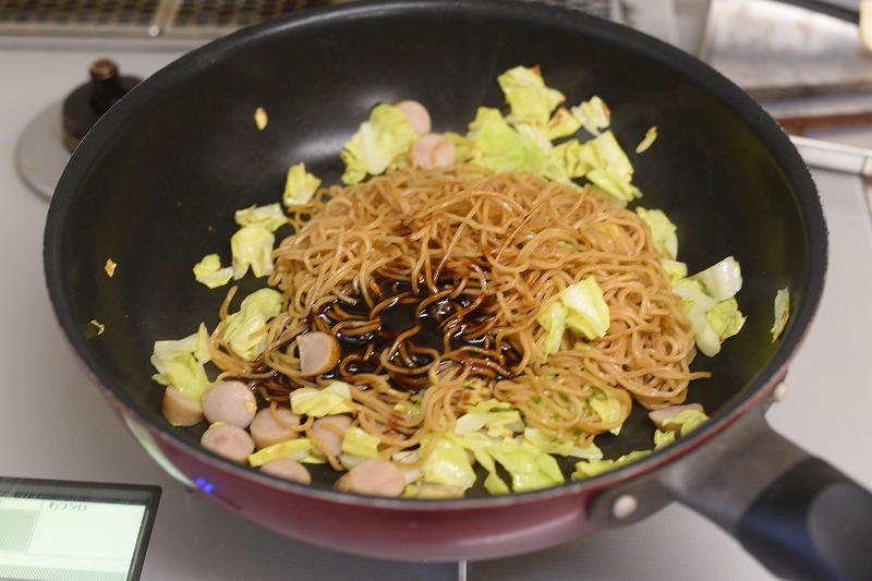 ベースブレッド焼きそばソース